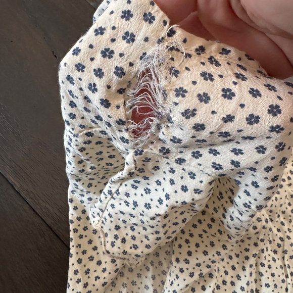 Brandy Melville top - Picture 3 of 3